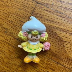 Vintage Lemon Meringue Strawberry Shortcake Yellow Miniature with Pink Details